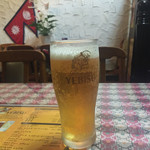 ストゥーパ - ダルバートのドリンクをプラス150円で生ビールに。