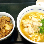 Nakau - 牛丼と鶏塩うどん