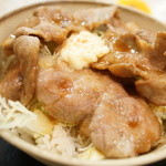 雷亭 - 味は豚ロース生姜焼きです