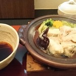 日本料理 喜春 - ふぐ鍋。