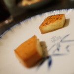 いろり席 - スモークチーズまず1つ