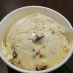 サーティワンアイスクリーム - ホワイトチョコレートマカデミア