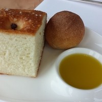 リストランテ･ヒロ チェントロ 丸ビル店 - パン
