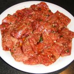 ひえん - 舌でとろける最強焼肉！当店自慢の霜降りカルビ（100ｇ）です！