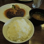 盛盛亭 - 信州牛BIGハンバーグ