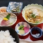 日本料理 吉水 - 白身魚唐揚げあんかけ　イナダ刺身　ランチ