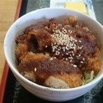 たぬき庵 - ソースカツ丼  アップ
            