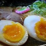 煮干らぁめん なかじま - 味玉のアップ
