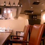 Wine Bar & Restaurant Bouteille - 店内風景