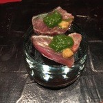 日本料理　時宜 - この日は握り寿司、デザートまで含めて２８品提供されました！カツオのたたき　春菊のソースでいただきます！