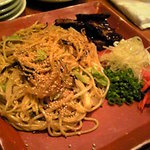 旬工房 くら - 焼きラーメン７５０円 ちょこちょこ食えばいいツマミｗｗ