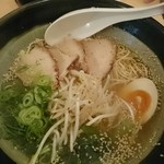 道元 - 塩ラーメン(あっさり、ストレート麺)