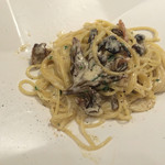 リストランテ サクラ - 香りがよいキノコのクリームパスタ