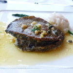 鮑ステーキ ブールノワゼットソース