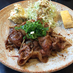 Arachan - 豚のしょうが焼き定食：850円
                        ご飯、お味噌汁、サラダ付き