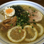 田山ドライブイン - れもんラーメン