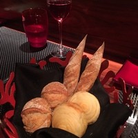ラトリエ ドゥ ジョエル・ロブション - パンも美味しい！