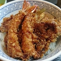 てんぷら天松 日本橋店 - てんどん
