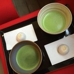 茶室麟閣 - お抹茶と薯蕷饅頭