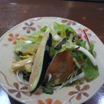 博多鉄板 じゅん - サラダ、サラダは夏野菜のサラダ。