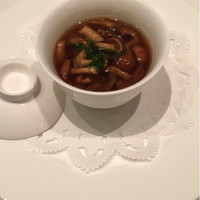 エルミタージュ ドゥ タムラ - フォアグラの茶碗蒸し風なめこ入りコンソメ(ミニポーション)