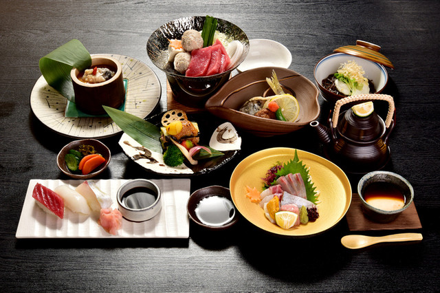 春日和 - 会席料理松