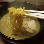 麺アップ