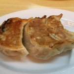 麺屋 ようすけ - 餃子３個で