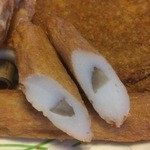 天龍蒲鉾 - ゴボウ天の断面