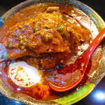 めだかタンタン - ラー油が浮かぶカレー【2015年11月10日に投稿分】