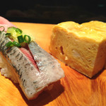 寿司海鮮 御旦孤 - イワシと玉子にぎり