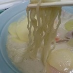 金安軒 - 麺リフトアップ