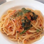 ポコ ア ポコ - カニとほうれん草のトマトクリームパスタ