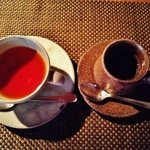 o・mo・ya - デザートと一緒に出てきた 食後の紅茶とコーヒー～♪(^o^)丿