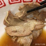 一松 - 2015.11.9(月)16時20分　再訪　美味しいラーメンd(^_^o)