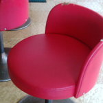 ちんちん亭 - 座りにくい。