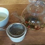 ネオ ガーデン カフェ - 明目茶