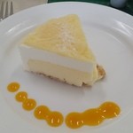 タカオ 599カフェ - これは美味しい！　「"みるくの黄金律"フロマージュケーキ！