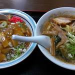 つるしげ  - 天津飯・ラーメン