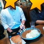 お値段以上の大衆居酒屋 大金星 - ボリューム満点！ごはんお代わり自由のチキンカツカレー