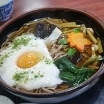 橋詰亭 - 高尾山らしい「山菜とろろそば (1030円)」