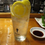魚虎 - やっぱり、生レモン 600円