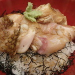 う越貞 - のどぐろ丼
      輪島の一本釣ののどぐろ1.3kg
      樽井さんも悶絶。