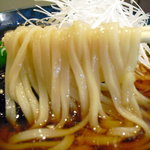 蕎麦 ひのや - うどんアップ　ツヤツヤ～