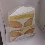 いたがき - 桃のショートケーキ