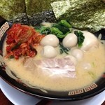 ラーメン神山 - H.27.5.27.夜 キムチラーメン 880円 + TPうずら 150円