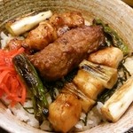 Binchoutan Yakitori Toriyasu - やきとり丼