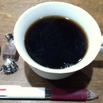 Kei - 食後のコーヒーとチョコ。