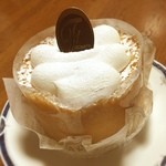 不二家 - シフォン主義324円
今日は息子の誕生日♪