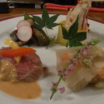 ヘルメスワインコーナー - 7月のオードブル　（ビーフ、海老とアサリの煮こごり他）